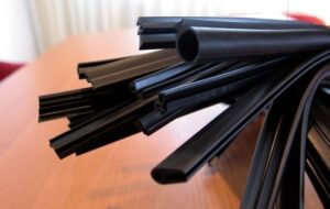 Perfil de borracha para acabamento é fabricado em diferentes tipos